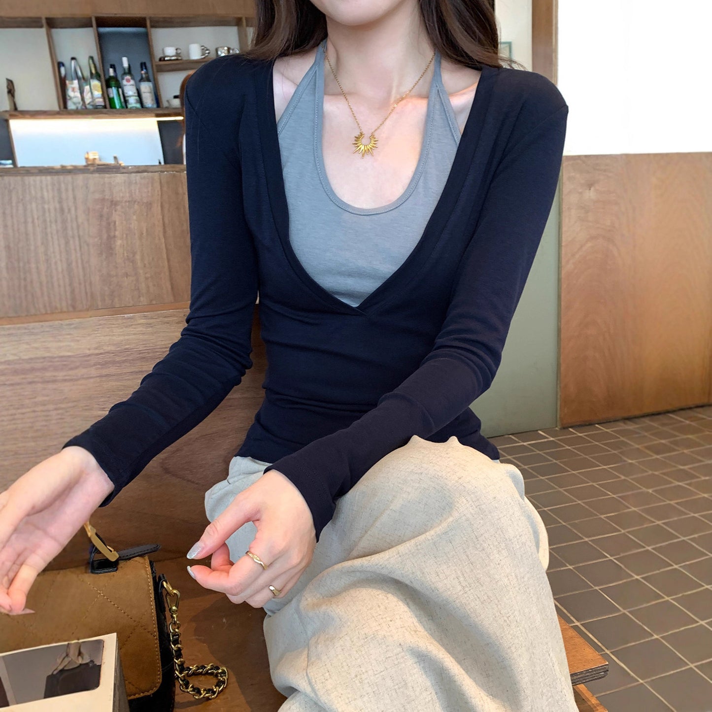 Sweet and Spicy Contrast Color Mock Two-Piece Halter Long Sleeve T-Shirt