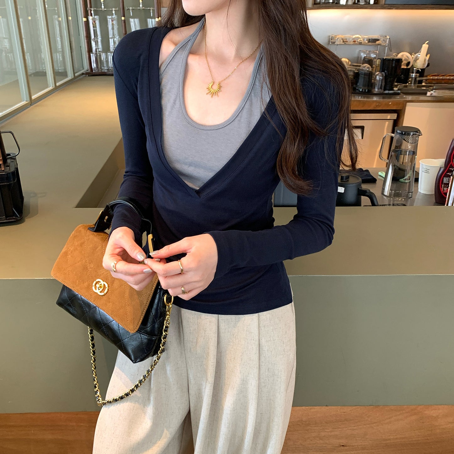 Sweet and Spicy Contrast Color Mock Two-Piece Halter Long Sleeve T-Shirt